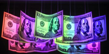 Billionaire Ray Dalio Says ‘Biggest Investment Story’ Remains Under the Radar – And It’s Not AI or Stocks